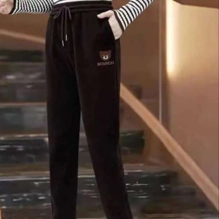 30代ファッション 暖か裏起毛ストレッチパンツ