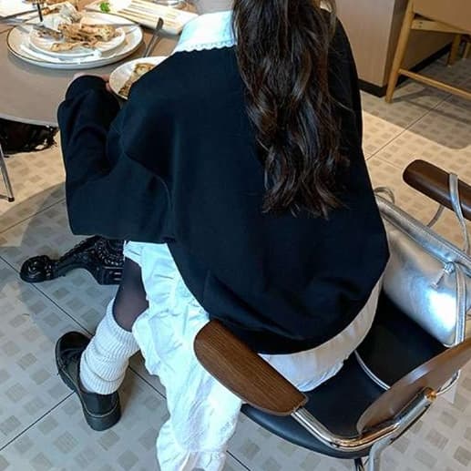 30代ファッション ピーターパン衿大人のカットソー