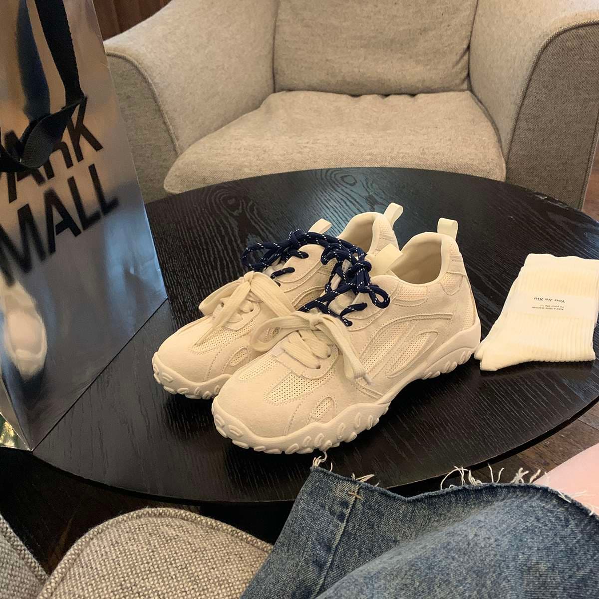 30代ファッション アーバンストリートスニーカー