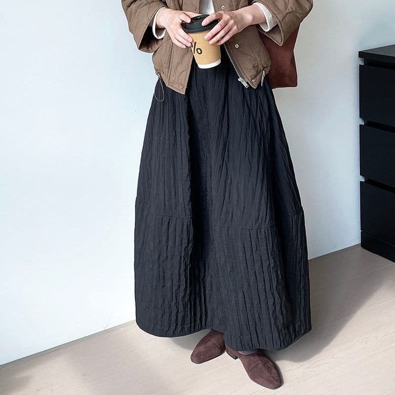 30代ファッション ナチュラルプリーツロングスカート