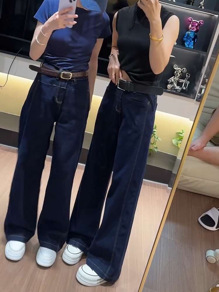 30代ファッション ゆったりワイドデニムパンツ