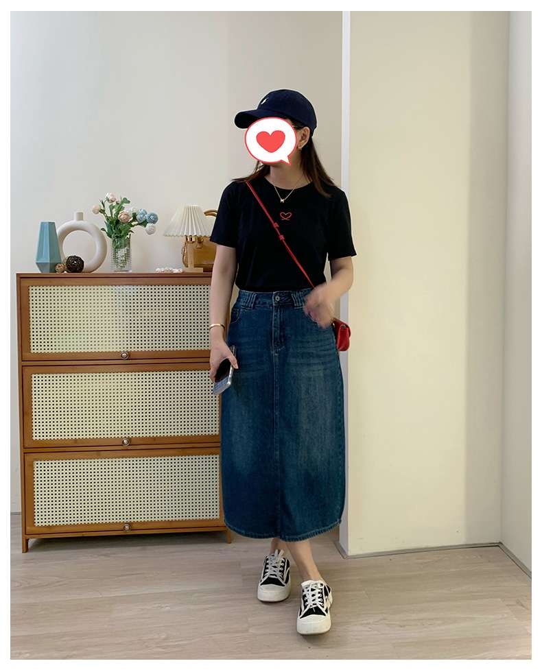 30代ファッション ハート刺繍入りシンプル半袖Tシャツ