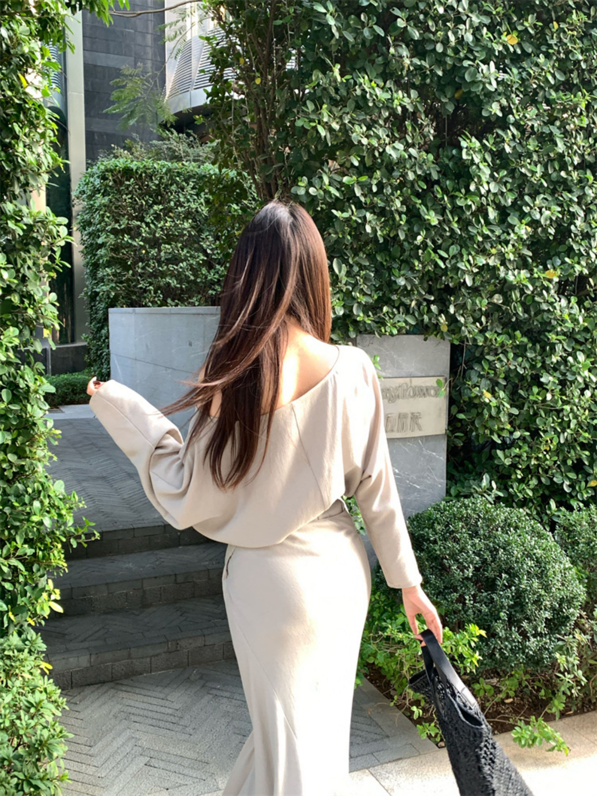 30代ファッション オフショルダー マキシワンピース