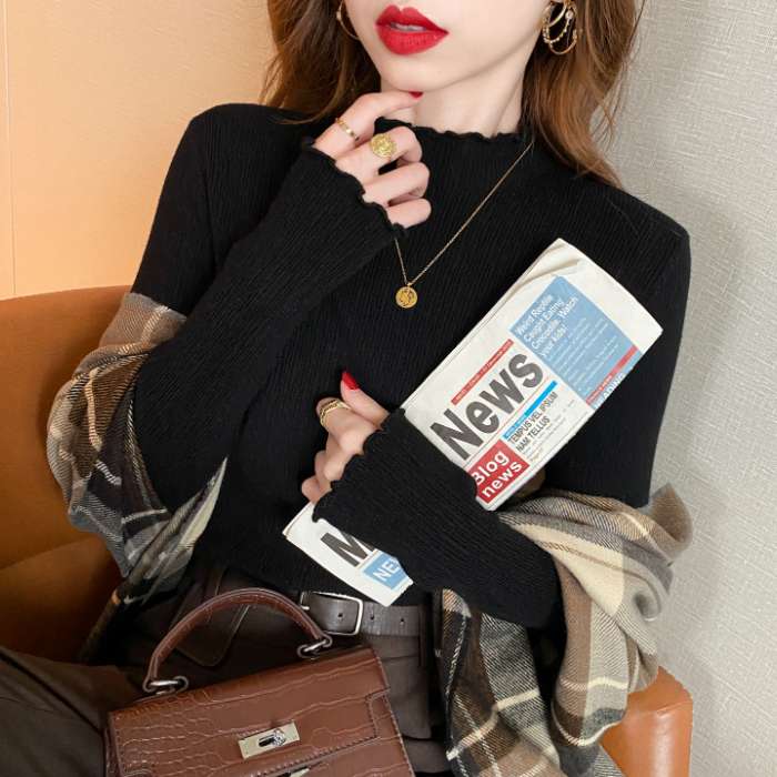 30代ファッション リブ編みモックネックニット