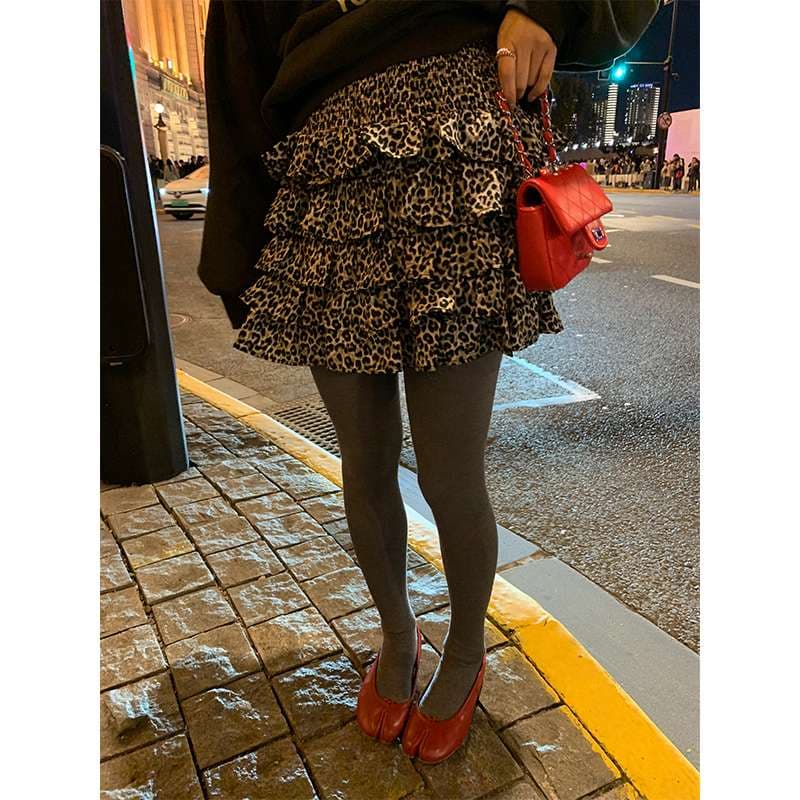 30代ファッション ティアードフリル レイヤード ミニスカート