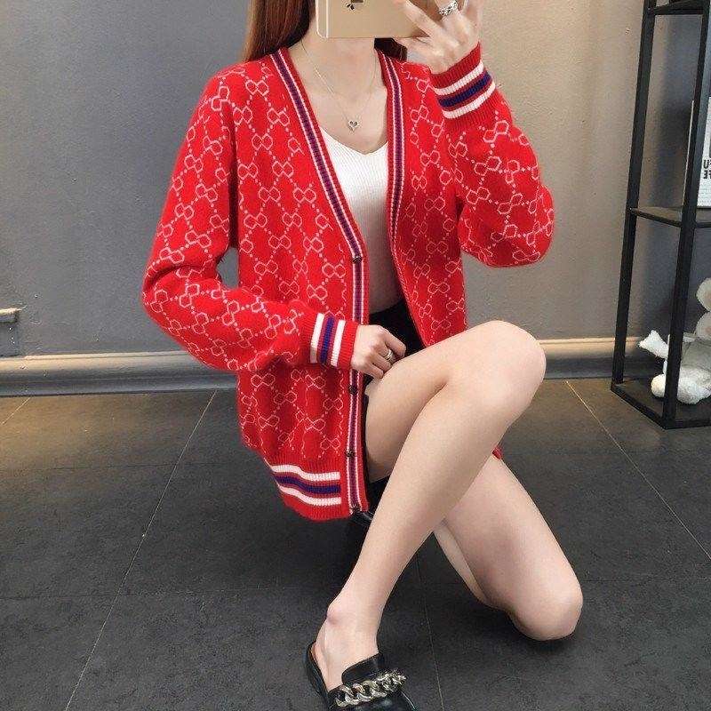 30代ファッション  モノグラム柄カシミヤカーディガン
