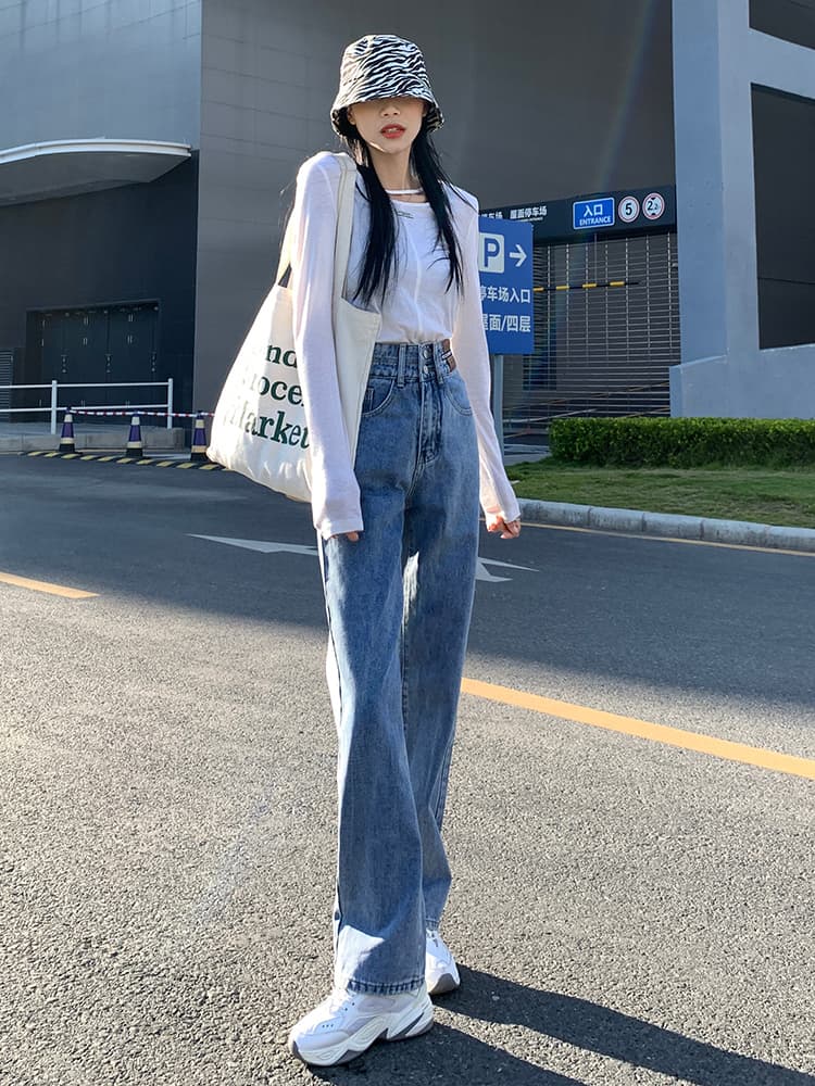 30代ファッション ゆったりハイウエストデニムワイドパンツ
