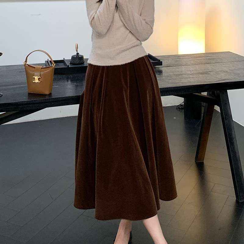 30代ファッション ロングフレアスカート