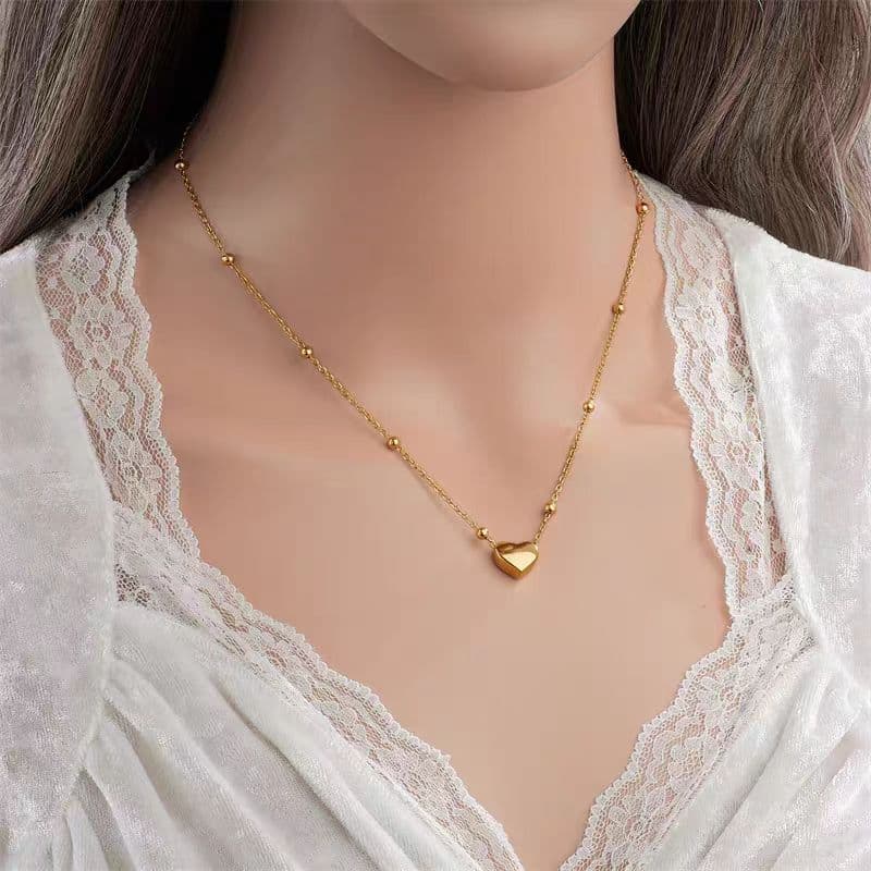 30代ファッション アクセサリー 上品ハートペンダント 贅沢サテンチェーン