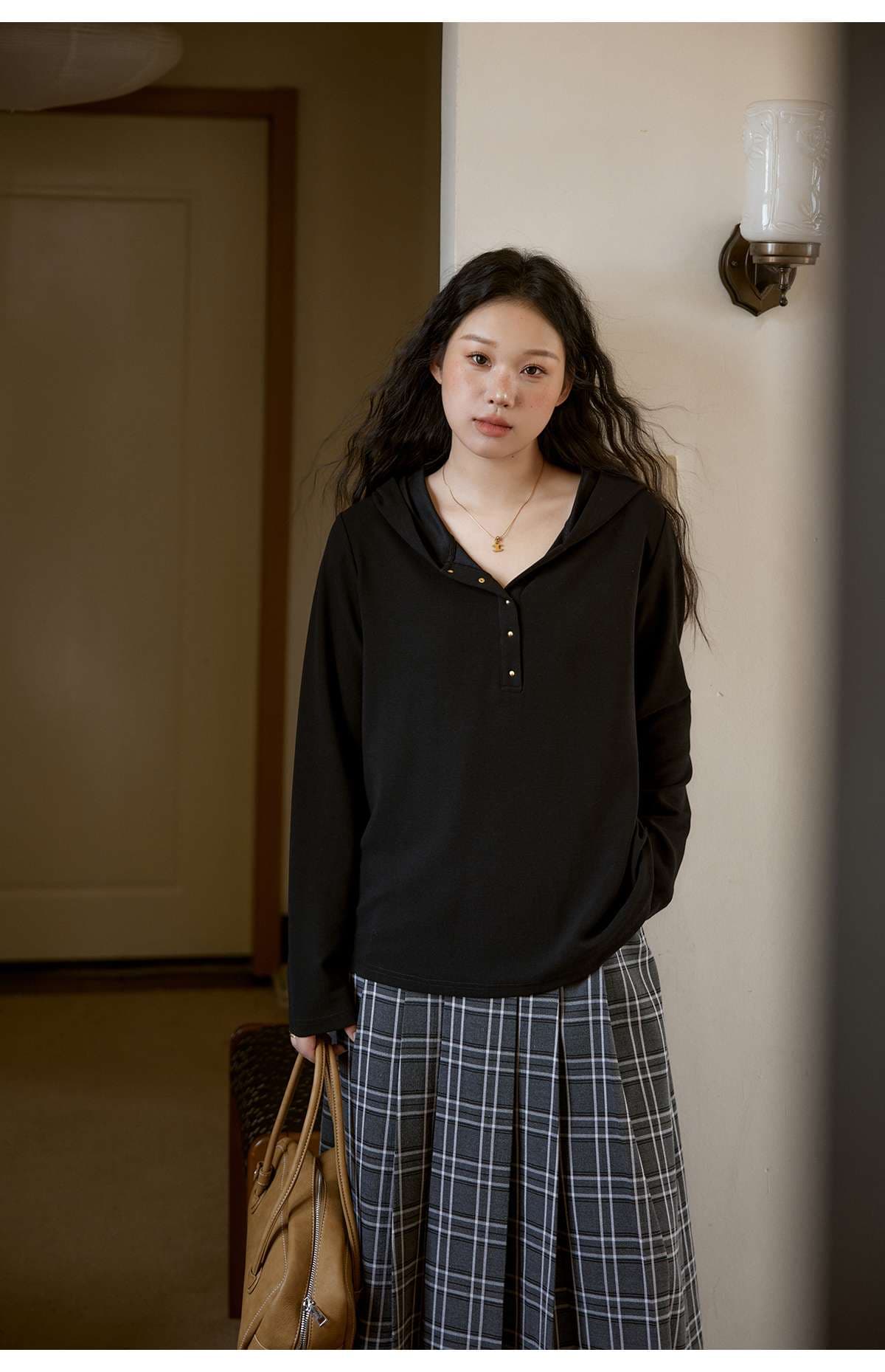 30代ファッション ゆったりフード付きカジュアルプルオーバー