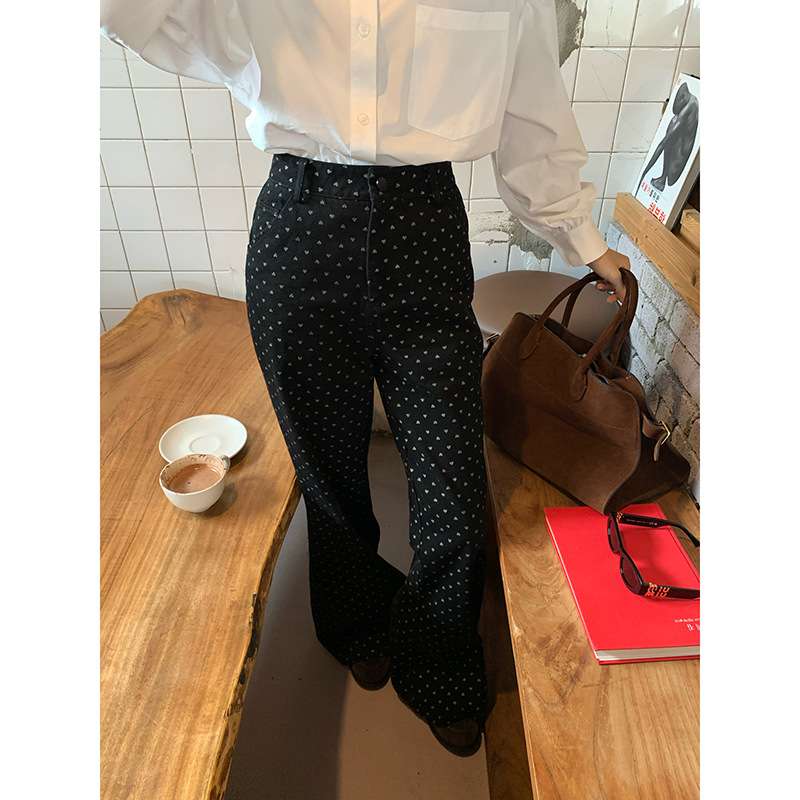 30代ファッション ハートドット柄ストレートパンツ