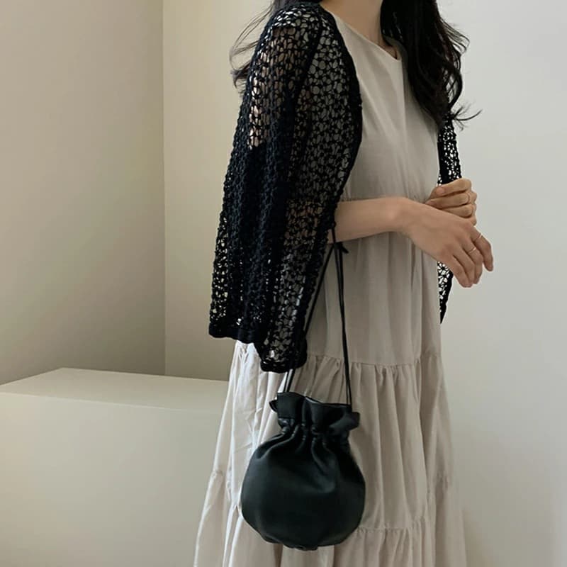 30代ファッション ティアード切替ノースリーブワンピース