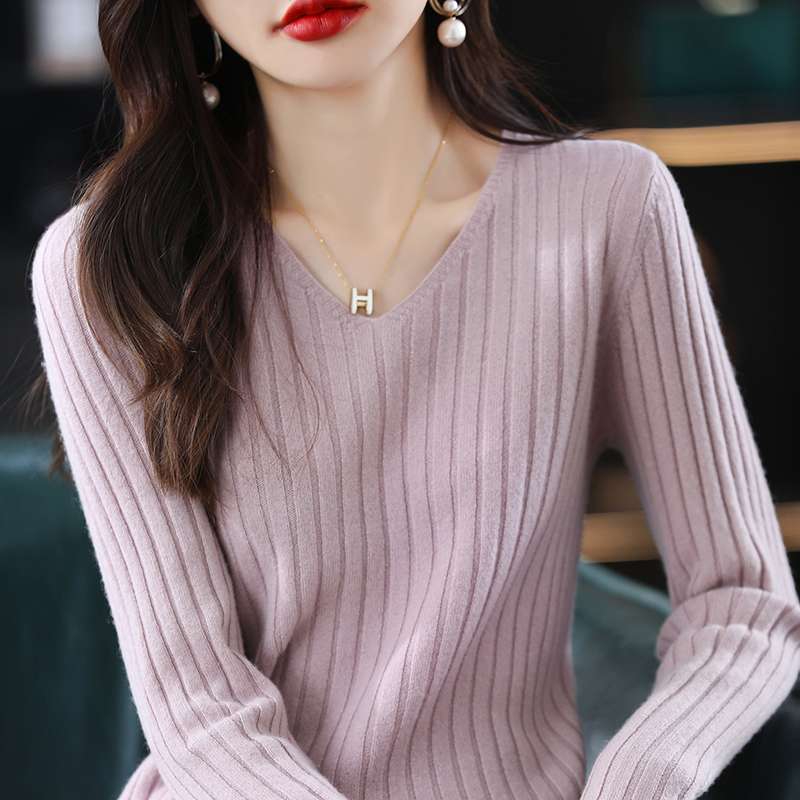 30代ファッション 上質リブ編みベーシックニット
