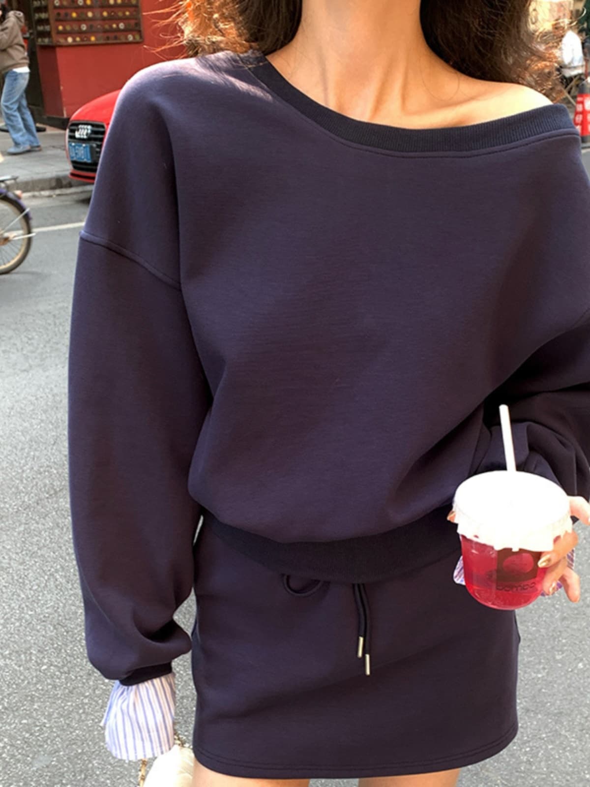 30代ファッション シンプル ゆるふわワンピース