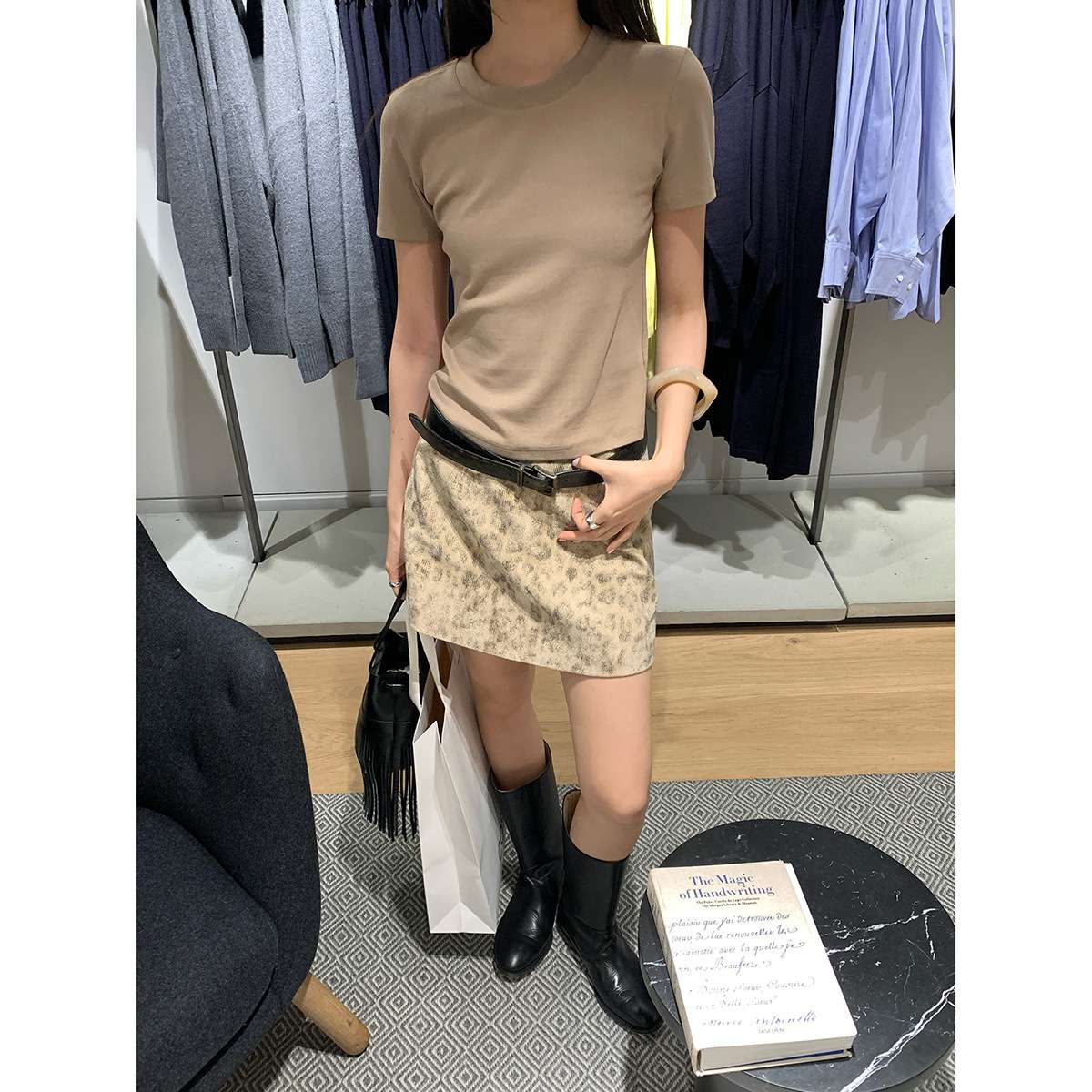 30代ファッション もこもこ調ミニスカート