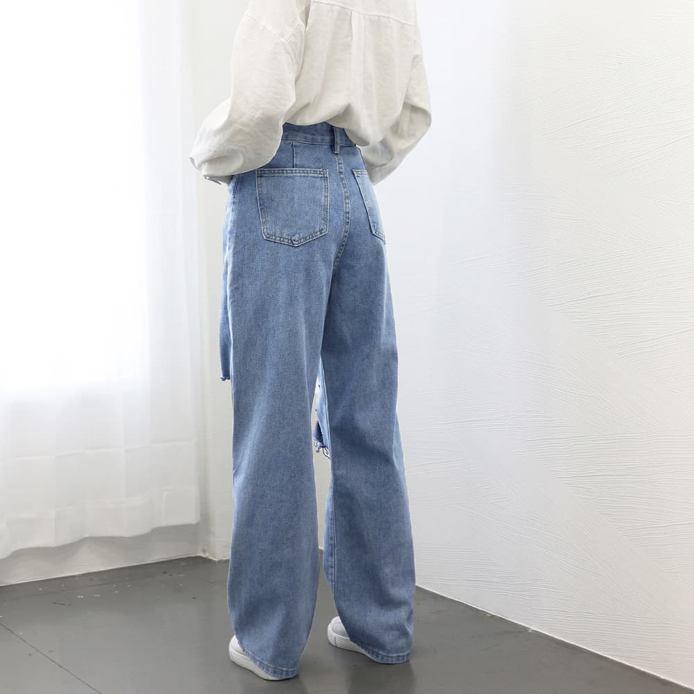30代ファッション ダメージデニムパンツ ハイウエスト美脚ストレート