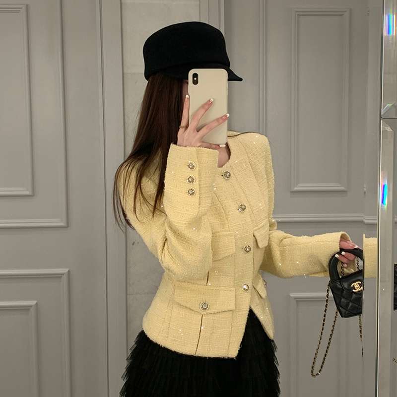 30代ファッション ツイードジャケット