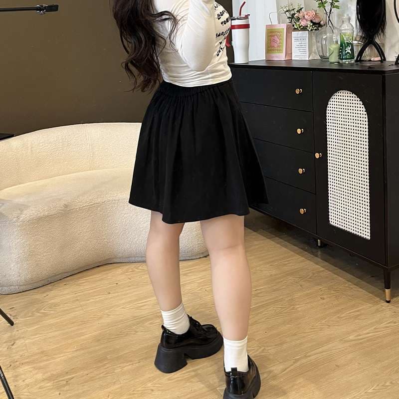 30代ファッション プリーツミニスカート