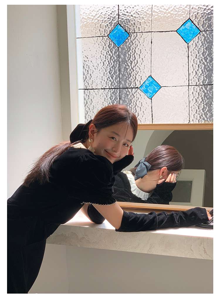 30代ファッション クラシカルフリルカラーワンピース
