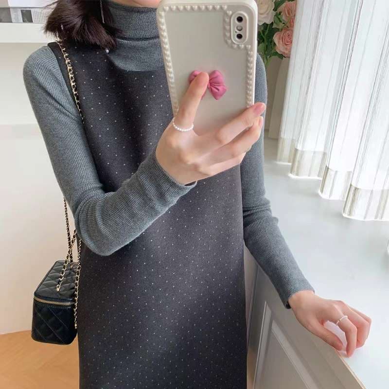 30代ファッション タートルネックレイヤードワンピース