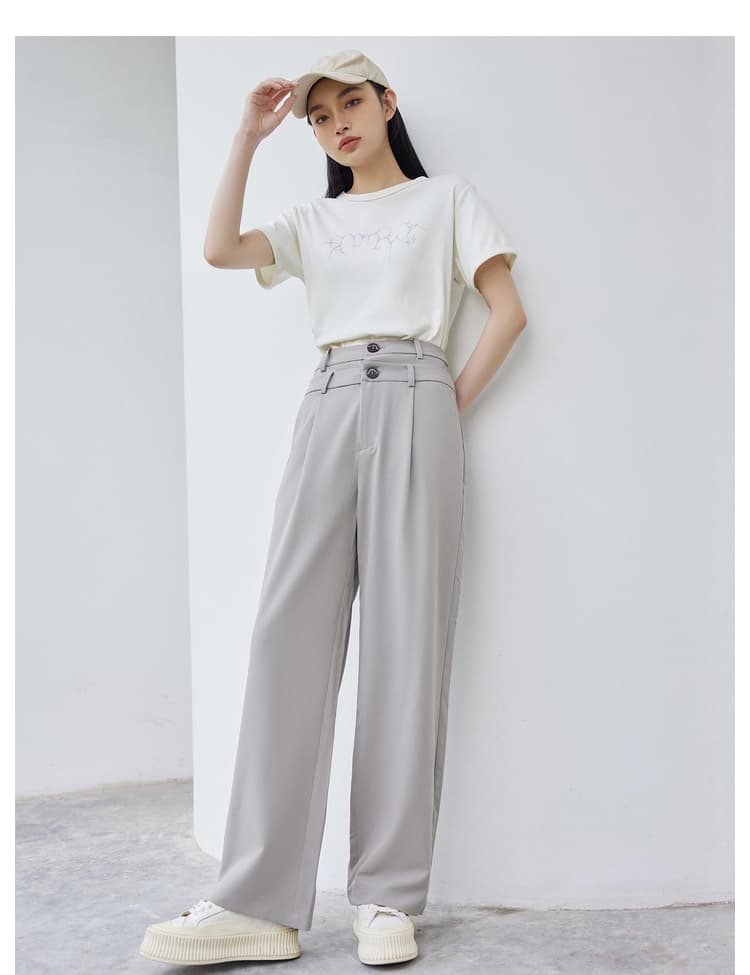 30代ファッション 上品ワイドシルエットパンツ