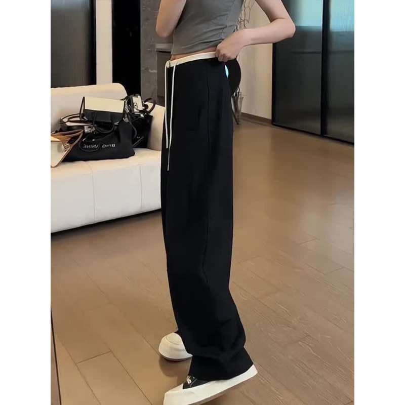 30代ファッション ドローストリング付きワイドパンツ