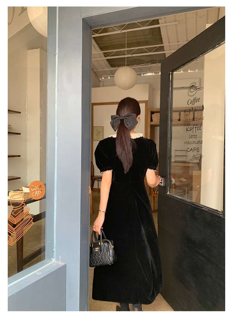 30代ファッション クラシカルフリルカラーワンピース