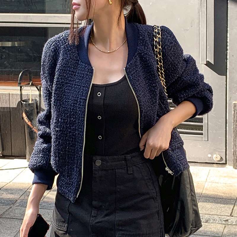 30代ファッション モコモコボンバージャケット