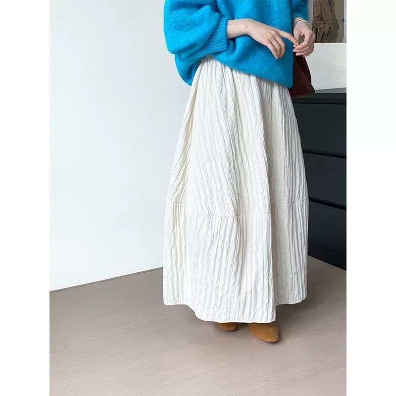 30代ファッション ナチュラルプリーツロングスカート