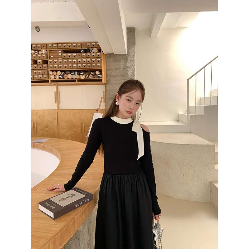 30代ファッション 優美なカットアウトデザインワンピース