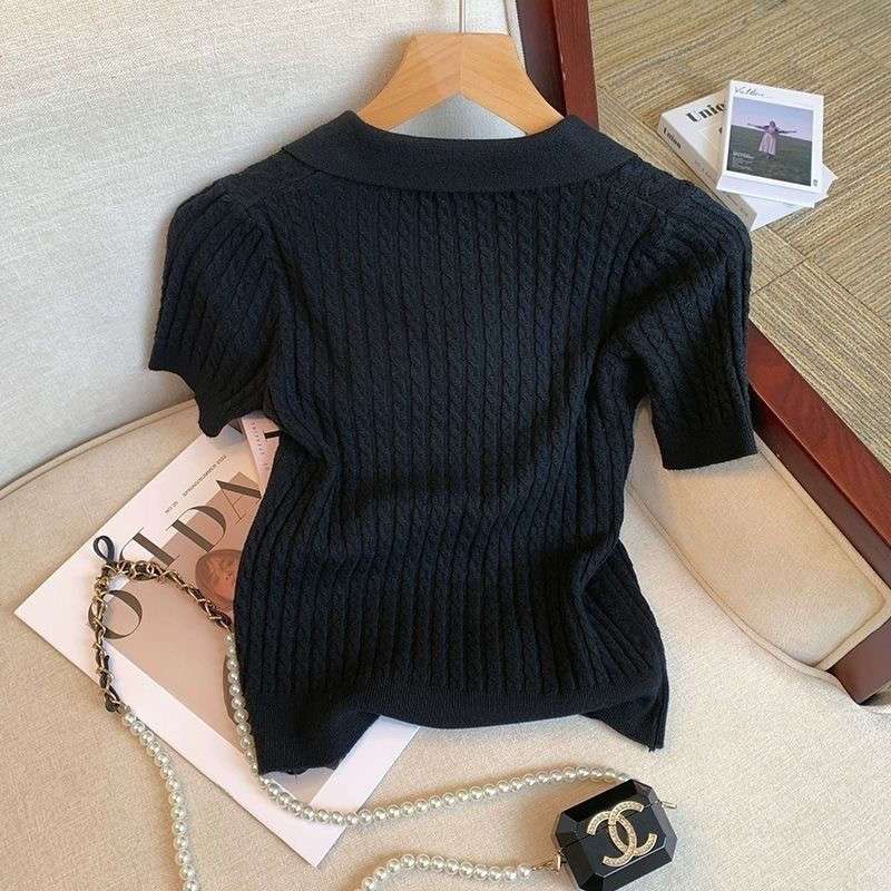 30代ファッション シャープリブニットポロシャツ