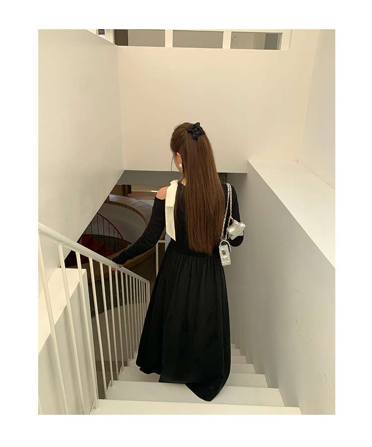 30代ファッション 優美なカットアウトデザインワンピース