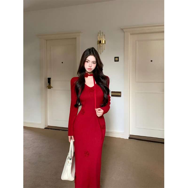 30代ファッション 花モチーフリブニットロングワンピース