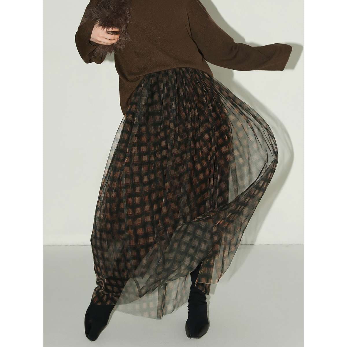 30代ファッション シアー格子柄シフォンロングスカート